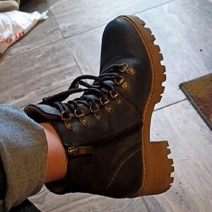 Spring Steps Navy Leather Boots